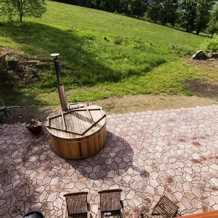 Roubenka Pod Lesem *